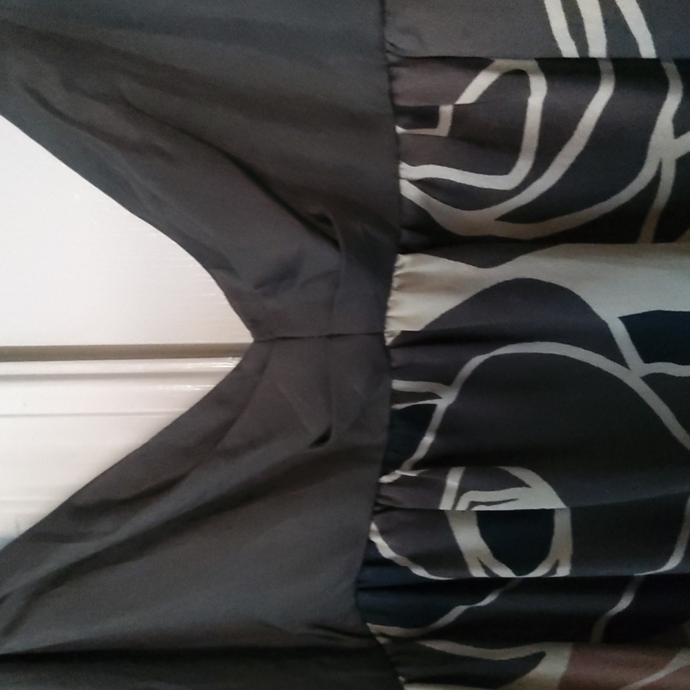 GRAHAM & SPENCER Silk Flower Print Dress - Picture 5 of 8